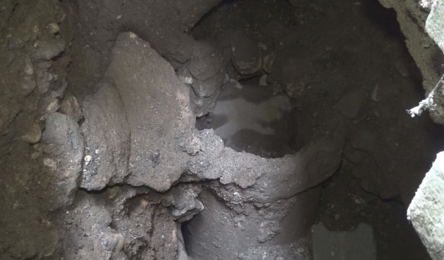 Adıyaman'da bir sokakta dev çukur meydan geldi