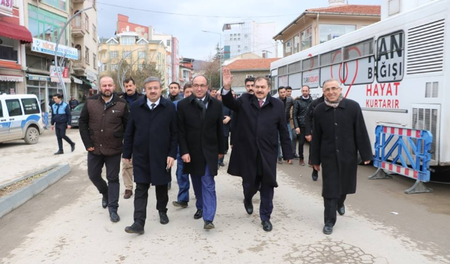 Afyon'da Ak Parti milletvekilleri ziyarette bulundu