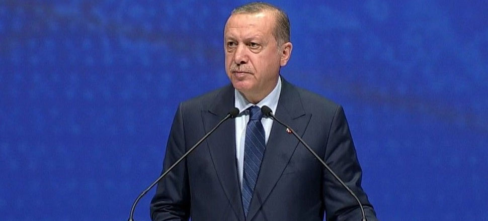 Cumhurbaşkanı Erdoğan'dan anlamlı mesajlar!