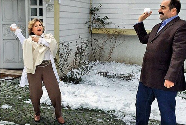 Haşmet Babaoğlu, Nazlı Ilıcak'a destek veren Ahmet Hakan'a çattı!