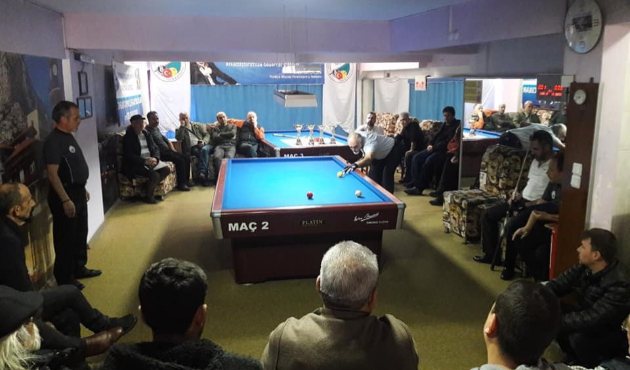Balıkesir Edremit’te 3 bant bilardo il şampiyonası