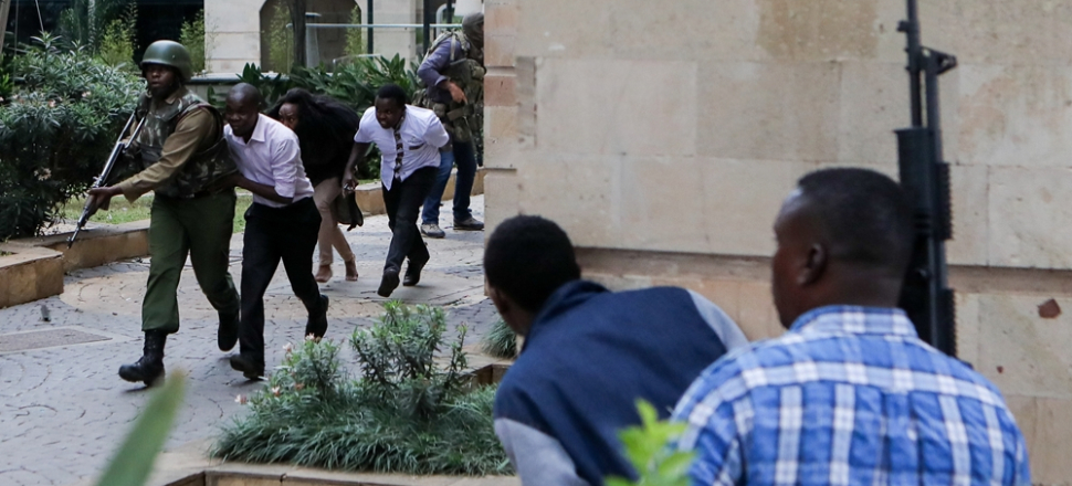 Kenya'daki kanlı otel saldırısında 6 kişi öldü...