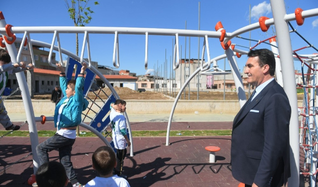 Bursa Osmangazi parklarla güzelleşiyor