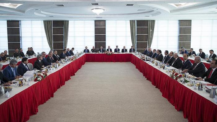 Doğu ve Güneydoğu illerinin 22 valisi Ankara'da