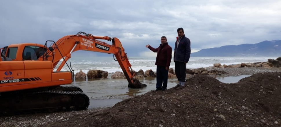 Antalya Kumluca Göksu Deresine dalgakıran talebi