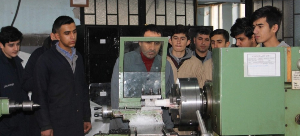 Siirtli öğrenciler Romanya yolcusu