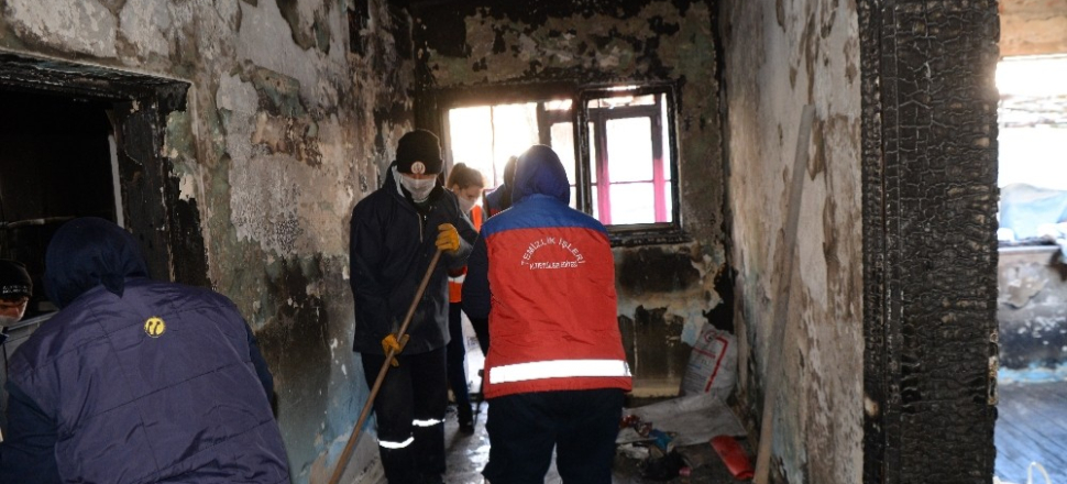 Balıkesir'de evi yanan vatandaşa ALGEM’den yardım