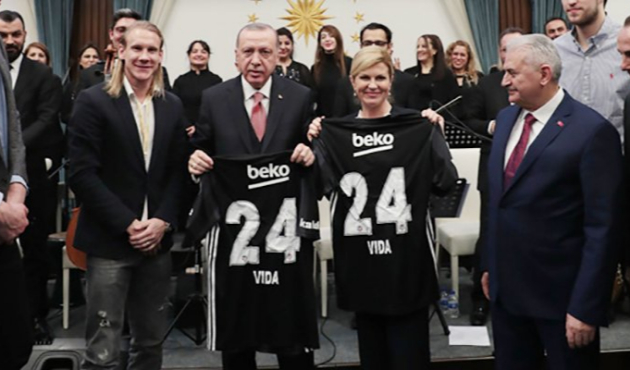 Vida'dan Cumhurbaşkanı Erdoğan'a forma!