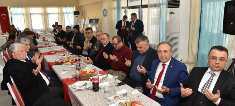 Manisa'da Başkan Ergün, Kırkağaçlı muhtarlarla bir araya geldi