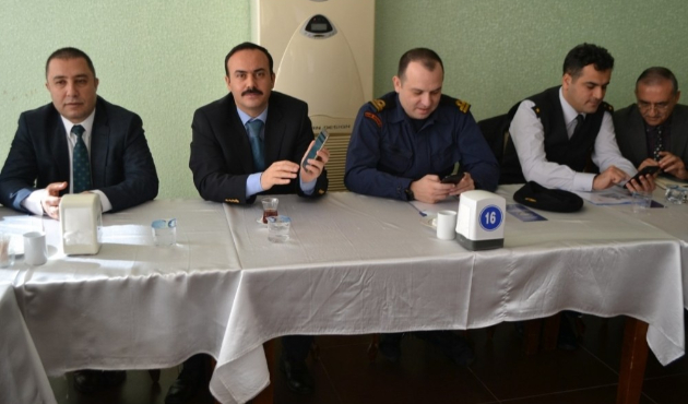 Mersin'de Kaymakam Taşdan, muhtarlarla bir araya geldi