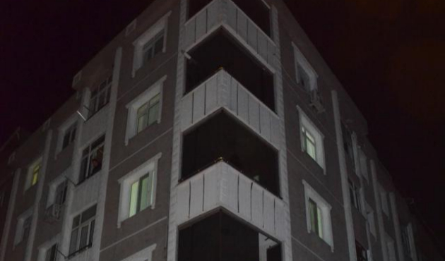 Bazayı kaldırdıklarında dehşeti yaşadılar!