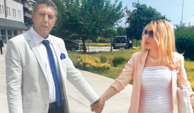 Vurduğu karısını gizli videolarıyla tehdit etti