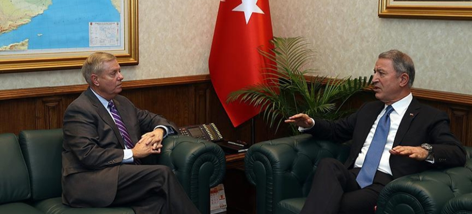 Bakan Akar'dan ABD'li senatöre net uyarı...