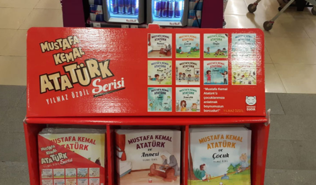 Yılmaz Özdil Atatürk soygununa devam ediyor!