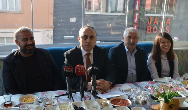 Çorum'da SMMMO Başkanı Doğan, gazetecilerle buluştu