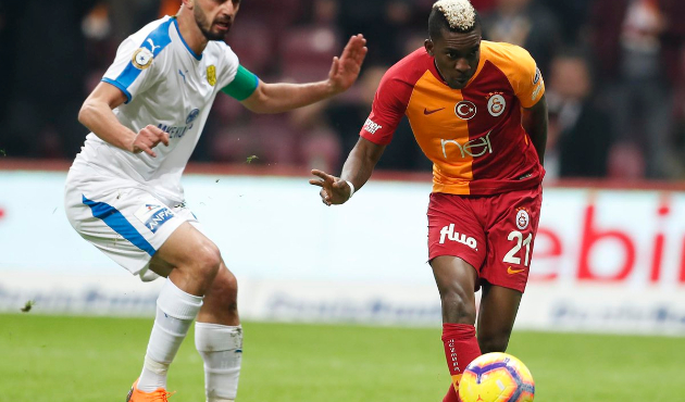 Galatasaray'ı Onyekuru taşıyor!