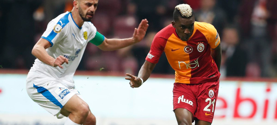 Galatasaray'ı Onyekuru taşıyor!