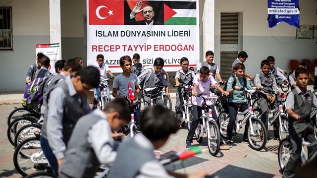 Erdoğan'dan Gazzeli çocuklara bayramlık bisiklet