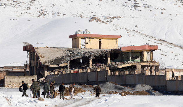 Afganistan'da askeri üsse saldırı! 126 ölü var...