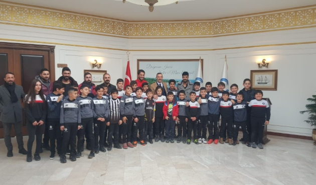Van'da Altayspor öğrencileri kahvaltıda buluştu