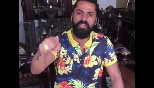 "Spastik oğlunu hayvanat bahçesine bırak" sözleri Çılgın Sedat'ı çileden çıkardı!