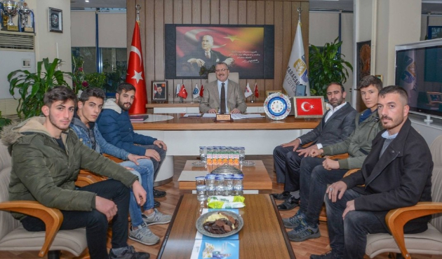 Bursa'da Ali Özkan’dan madde bağımlılığı ile mücadeleye destek