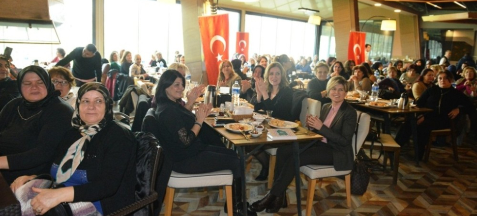 Bursa'da kadın dernekleri  Nilüfer’de bir araya geldi