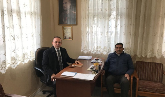 Balıkesir'de Kaymakam Öner, muhtarlarla buluştu