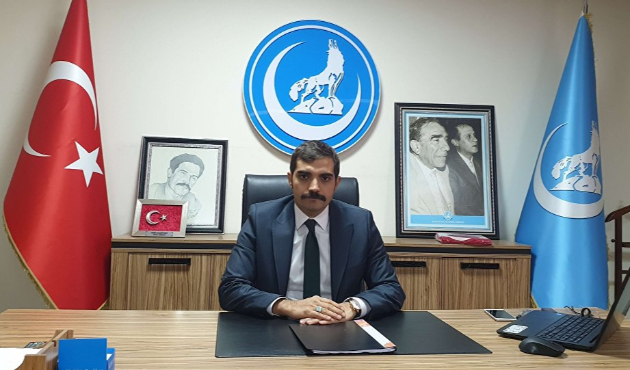 Yılmaz Özdil'in karşısına Ülkü Ocakları dikildi!