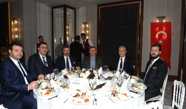 Bursa'da Mustafa Bozbey muhtarlarla buluştu