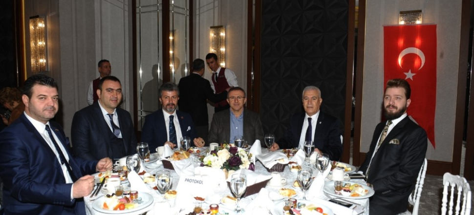 Bursa'da Mustafa Bozbey muhtarlarla buluştu