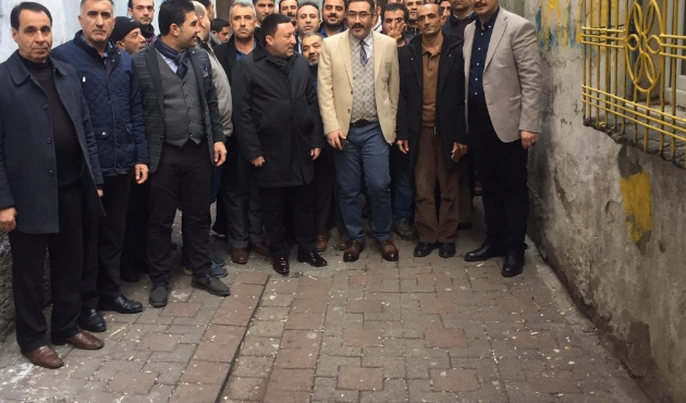 Diyarbakır'da Gezer, seçim çalışmalarına devam ediyor