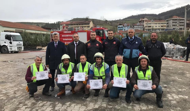 Düzce'de Başkan Muzaffer Yiğit, ateş savaşçıları ekibi kurdu