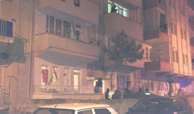 2 çocuk annesi kadının boğazını kestiler!