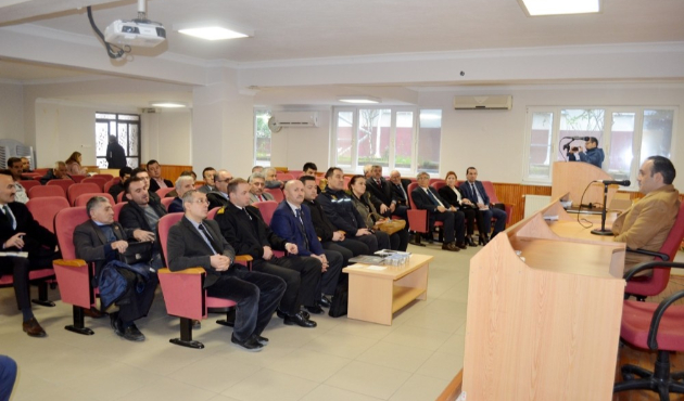 Bursa'da Kaymakam Sözer muhtarlarla bir araya geldi