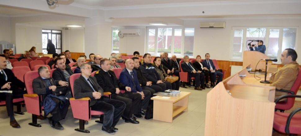 Bursa'da Kaymakam Sözer muhtarlarla bir araya geldi