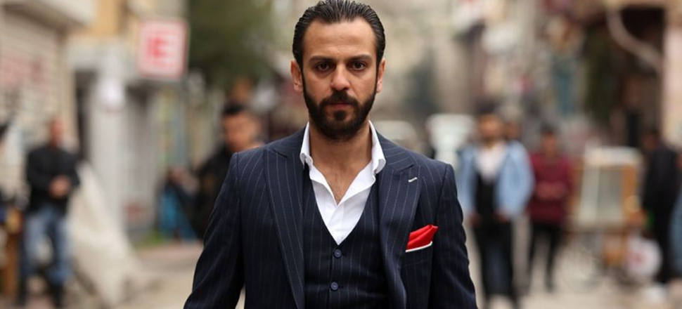 Çukur'un 'Vartolu'sundan romantik sürpriz!
