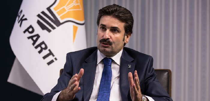 AK Partili Üstün: FETÖ AK Parti'ye sızmadı demek saftiriklik olur