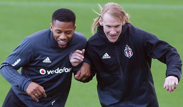 Beşiktaş'ta yaprak dökümü sürüyor!