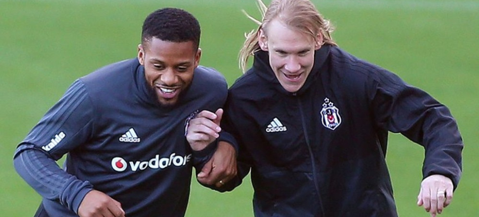 Beşiktaş'ta yaprak dökümü sürüyor!