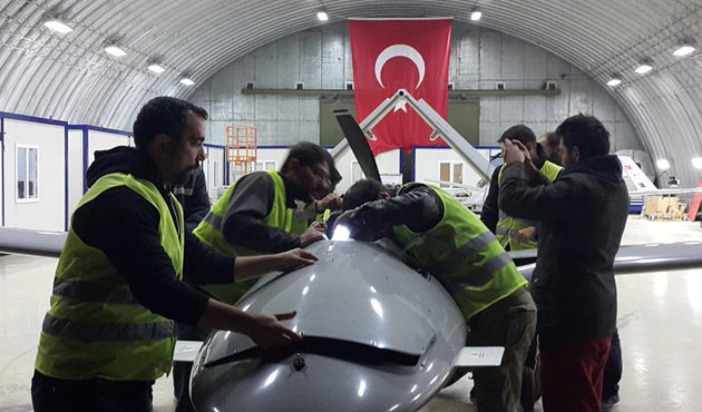 Bayraktar'dan mühendis ve pilotlara önemli çağrı