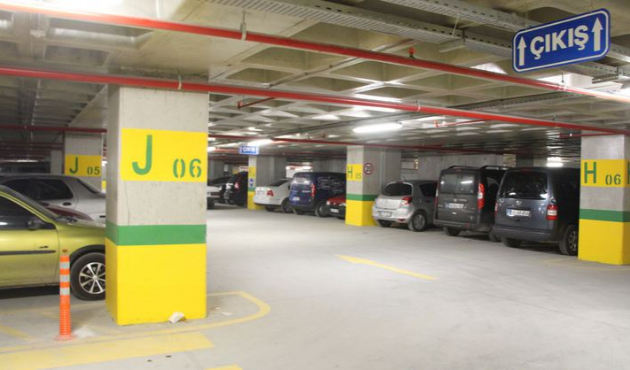 Otopark ücretini sürücü değil otomobil ödeyecek!