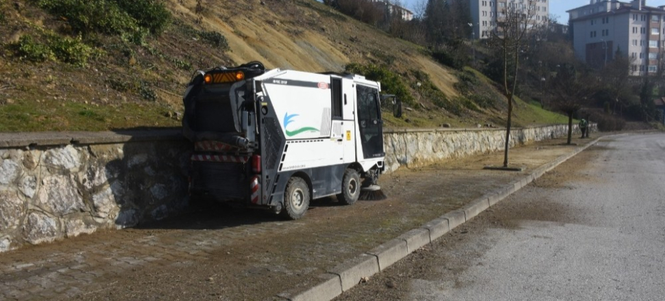 Düzce Belediye ekiplerinden temizlik mesaisi