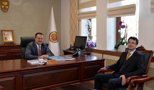 Bilecik'te Vali Şentürk’e hayırlı olsun ziyaretleri sürüyor