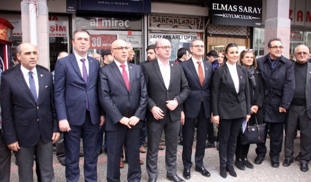 Balıkesir'de Levent Tellioğlu seçim çalışmalarına başladı