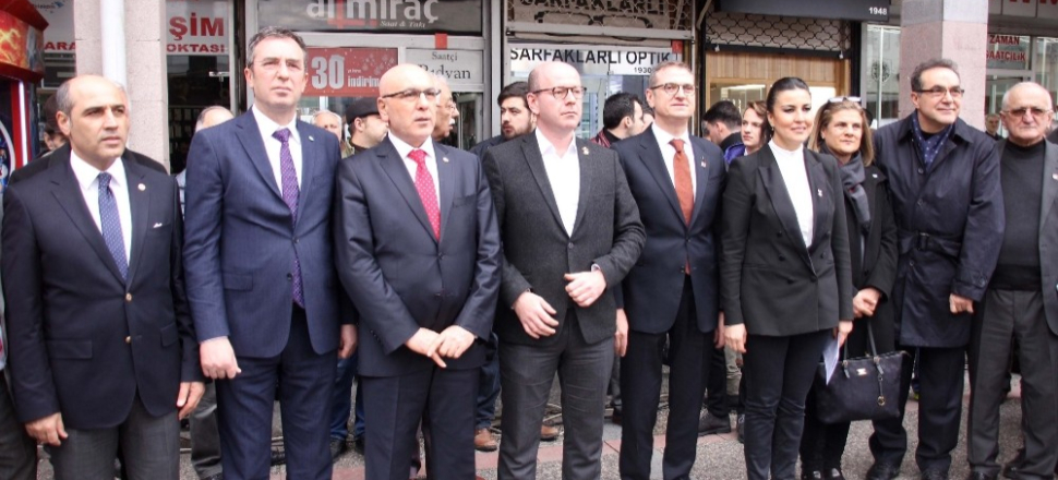Balıkesir'de Levent Tellioğlu seçim çalışmalarına başladı