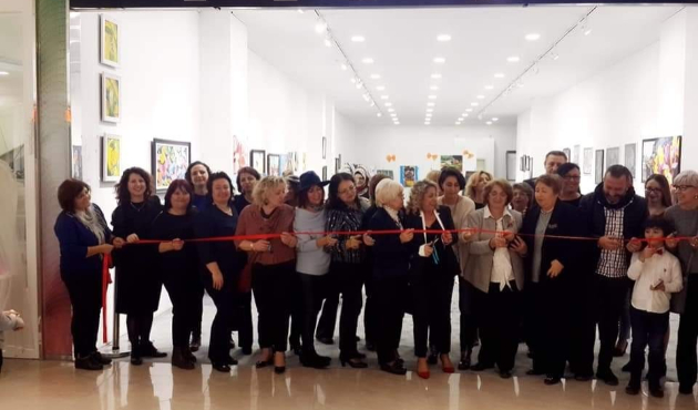 Bursa'da "Kozadan kelebeğe" sergisi açıldı