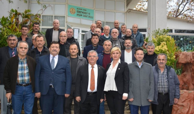 Balıkesir'de Kaymakam Çalık, muhtarlarla buluştu