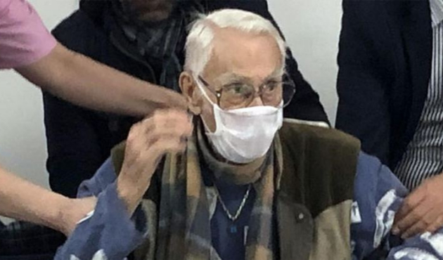 Eşref Kolçak'ı hastanede sinirlendiren ziyaret!