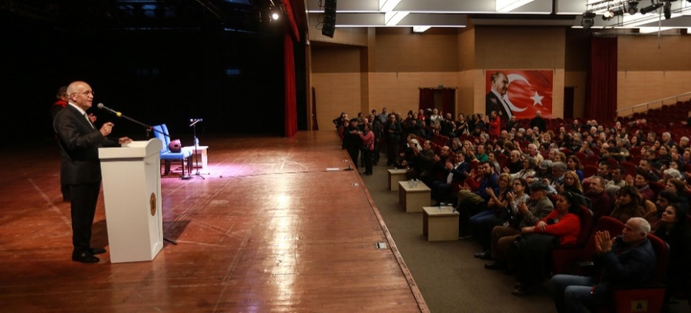Ankara'da Rahmi Saltuk konserine büyük ilgi